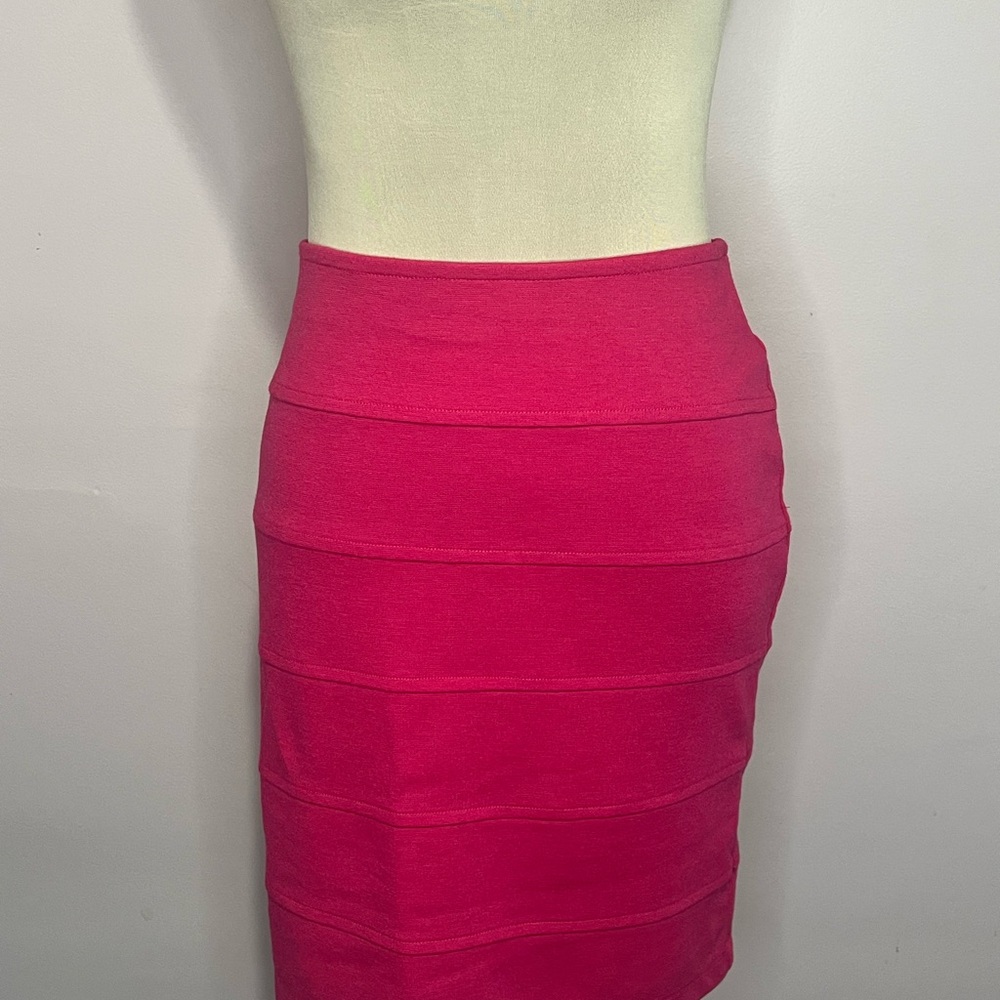 Forever 21 Skirt Bodycon Pink 1X Stretch Bandage